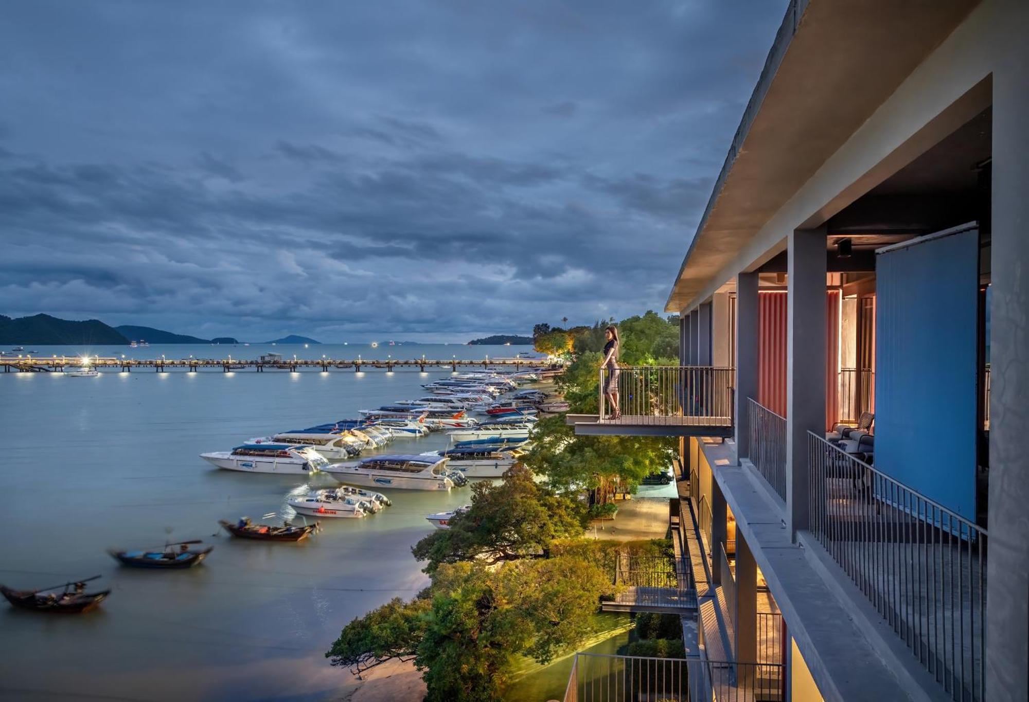 Shin Arch39 Phuket Beach Front - Sha Plus Chalong Zewnętrze zdjęcie