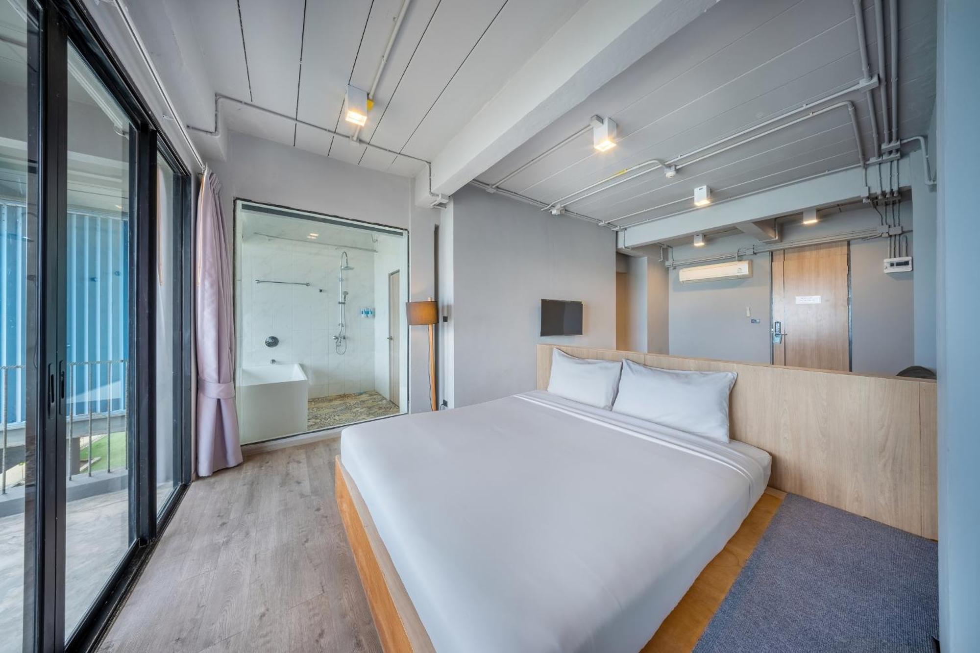 Shin Arch39 Phuket Beach Front - Sha Plus Chalong Zewnętrze zdjęcie