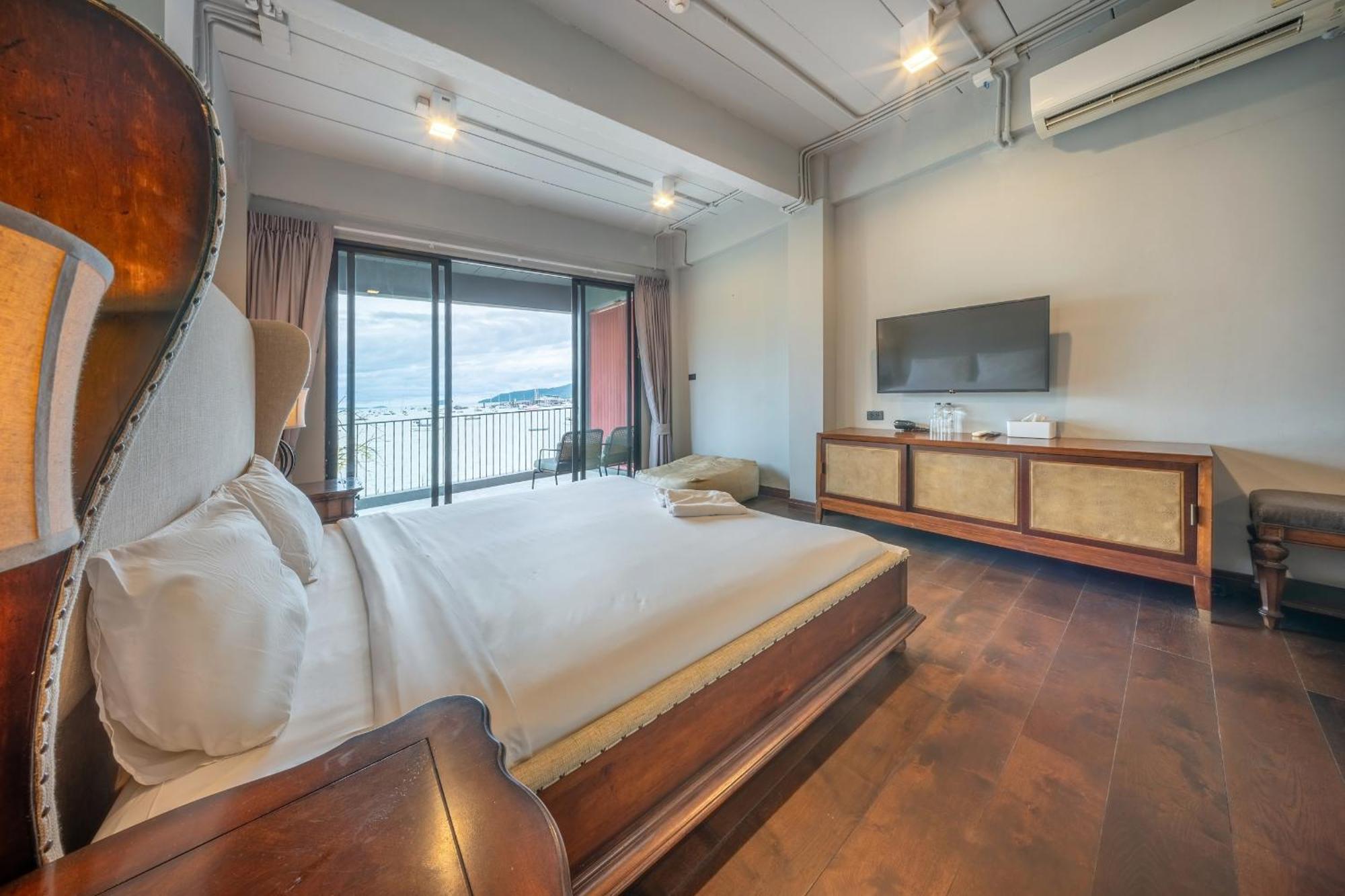 Shin Arch39 Phuket Beach Front - Sha Plus Chalong Zewnętrze zdjęcie